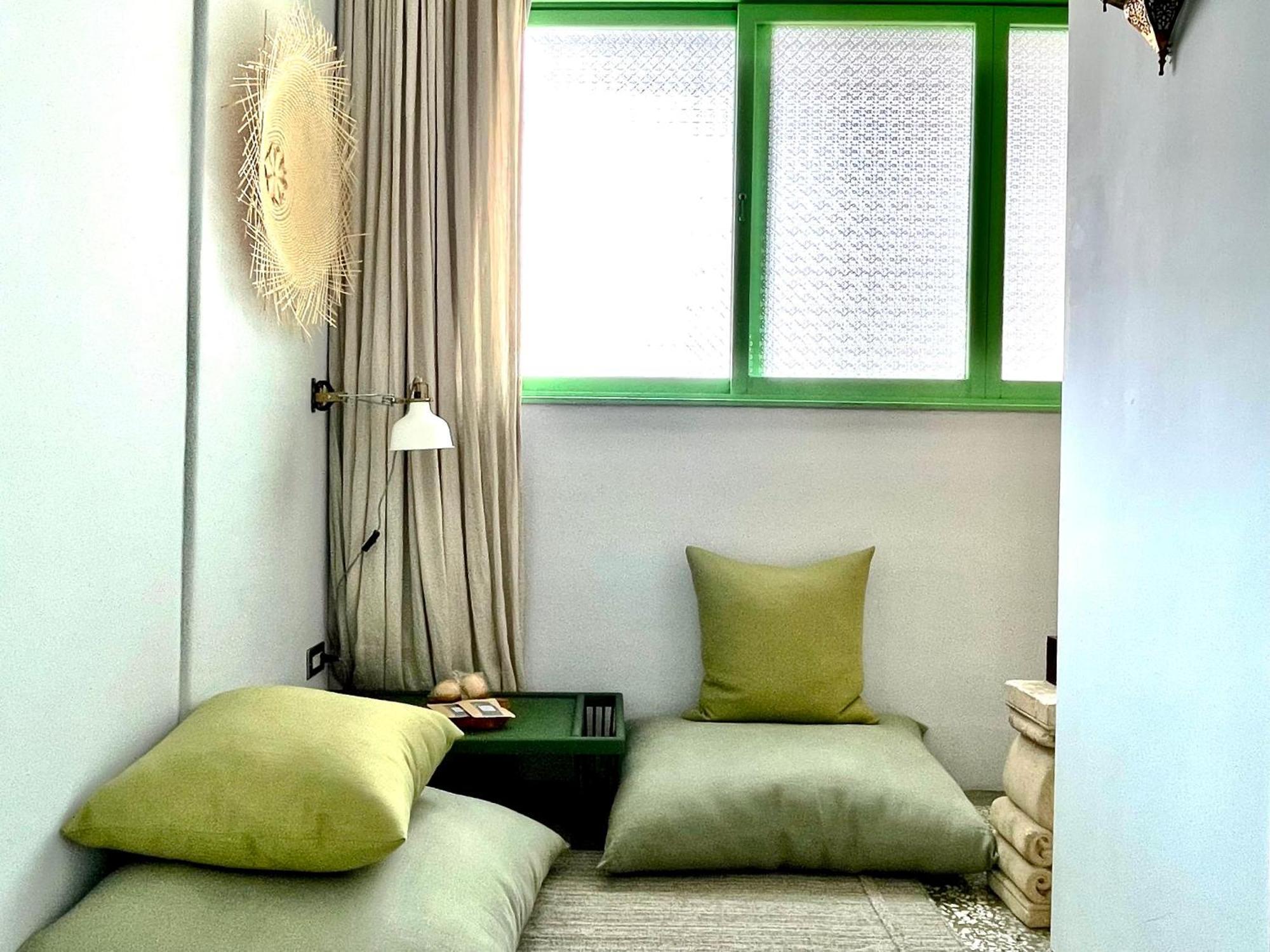 No 79 In Tainan Apartment Bilik gambar